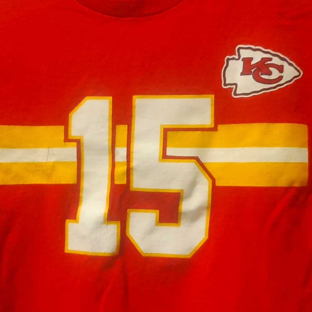 NFL Patrick Mahomes Short Sleeve Shirt, Youth large 14/16